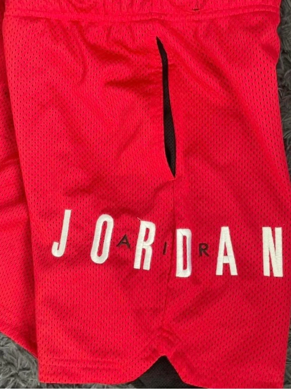 Men Size Large Nike Air Jordan Mesh Shorts Red Above Knee Long Sleeve Shirt